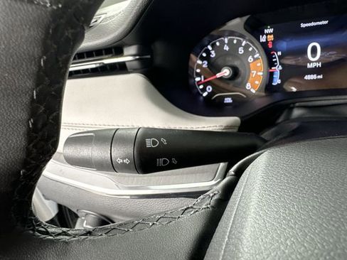 Used 2024 Jeep Compass Limited image 14