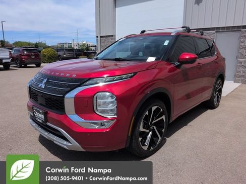 Used 2023 Mitsubishi Outlander SEL AWD/4WD image 7