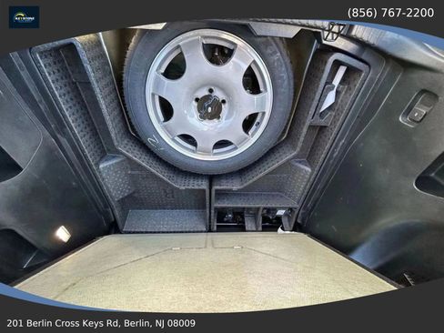 Used 2021 Ford Edge SE image 15