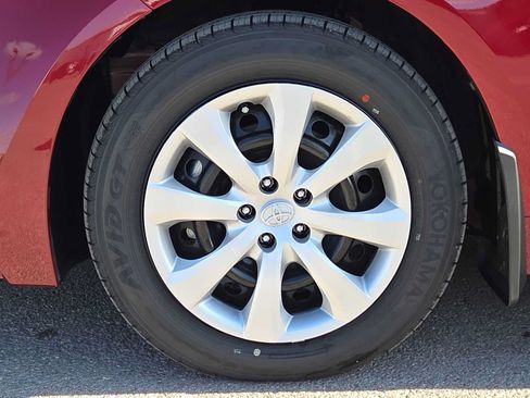 Used 2026 Toyota Corolla LE FWD image 12