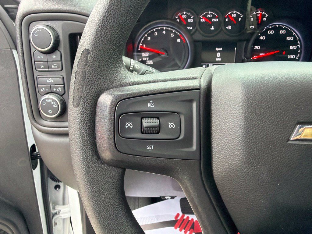 Used 2021 Chevrolet Silverado 1500 Custom AWD/4WD image 21