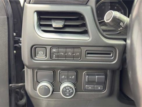 Used 2021 GMC Yukon SLT w/ SLT Luxury Plus Package image 27