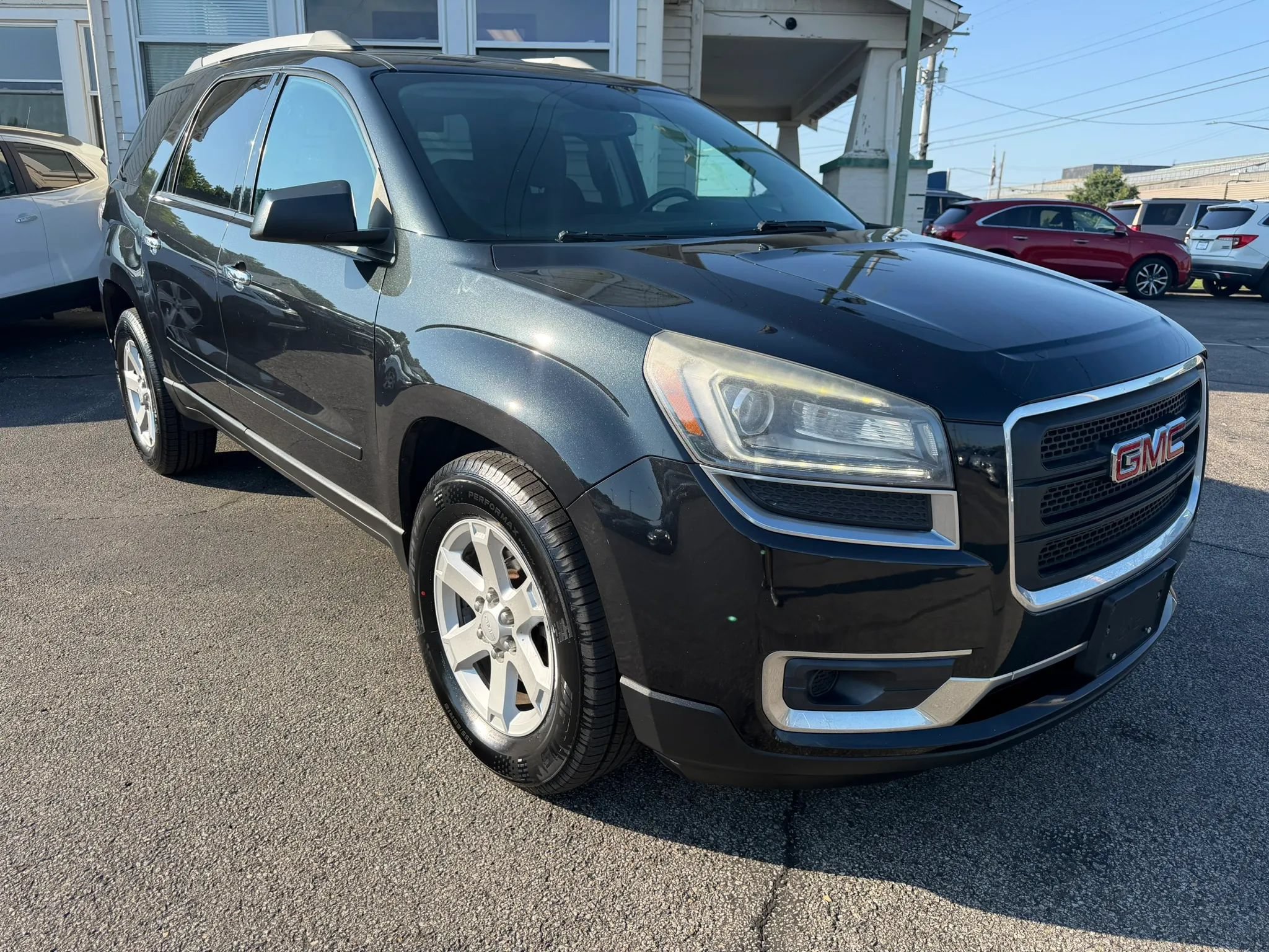 Used 2015 GMC Acadia SLE FWD image 5