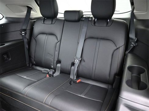 Used 2025 MAZDA CX-90 3.3 Turbo w/ Preferred Package image 25