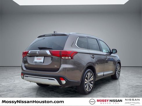 Used 2020 Mitsubishi Outlander SEL image 7