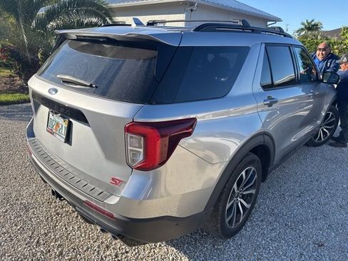 Used 2020 Ford Explorer ST w/ Premium Technology Package image 3