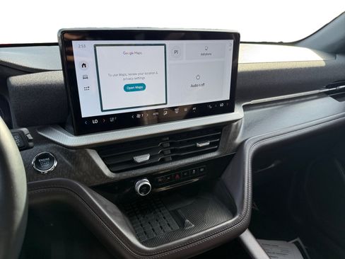 Certified 2025 Ford Explorer Platinum w/ LUX Leather Package image 12