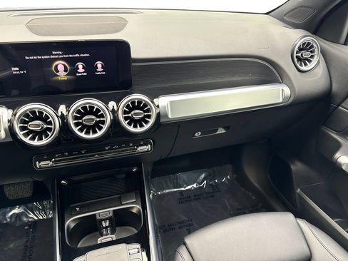 Used 2023 Mercedes-Benz EQB 300 4MATIC w/ Exclusive Package image 51