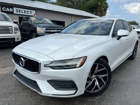 Used 2020 Volvo S60 T6 Momentum AWD/4WD image 1