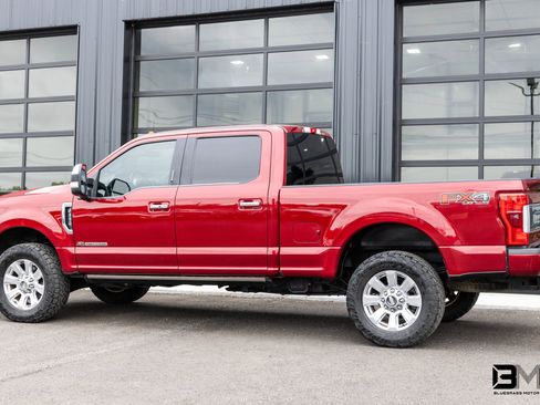 Used 2017 Ford F250 Platinum w/ Platinum Ultimate Package AWD/4WD image 4