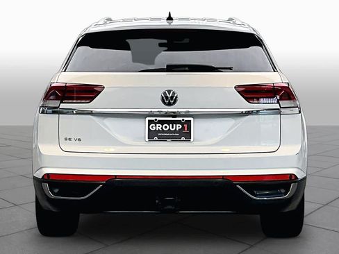 Used 2023 Volkswagen Atlas Cross Sport SE w/ Black Wheel Package FWD image 5