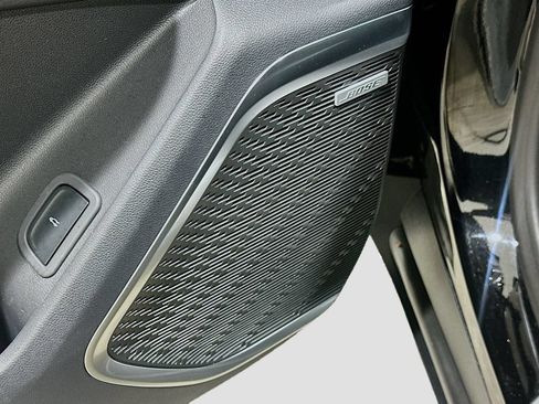 Certified 2026 Buick Enclave Preferred w/ Power Package FWD image 19