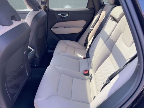 New 2026 Volvo XC60 B5 Core image 15