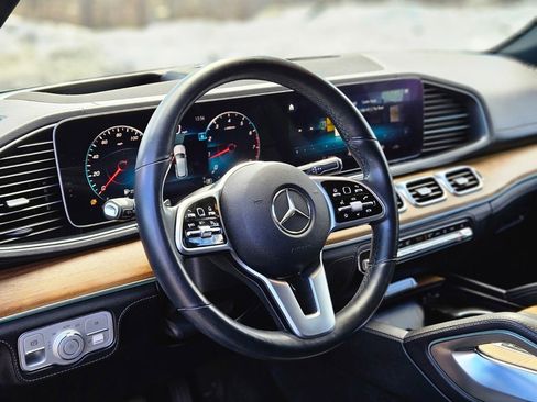 Certified 2020 Mercedes-Benz GLE 350 4MATIC image 19