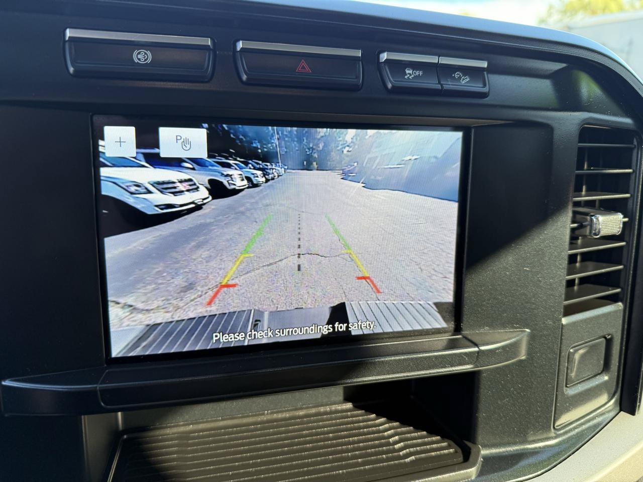 Used 2024 Ford F250 XLT w/ FX4 Off-Road Package AWD/4WD image 33