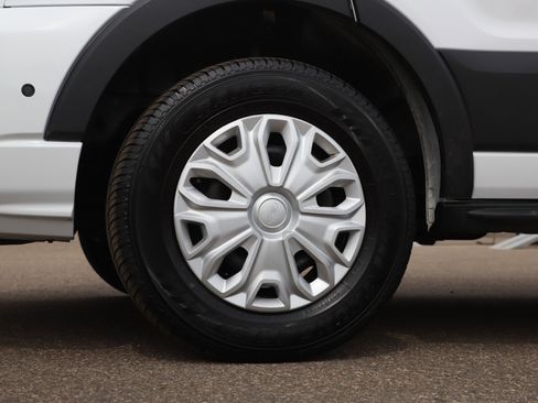 Used 2024 Ford Transit 350 XLT image 30