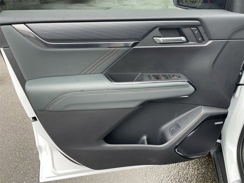 New 2026 GMC Acadia AT4 w/ Super Cruise Package image 22