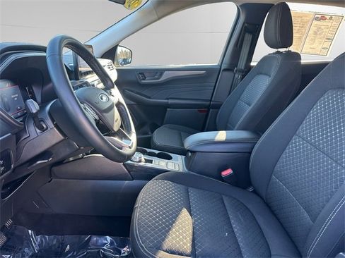 Used 2023 Ford Escape Active image 9