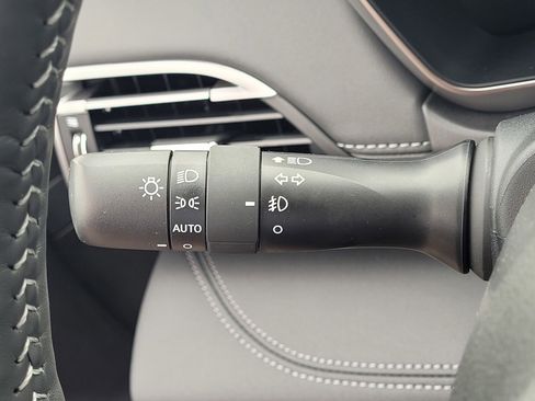 Used 2024 Subaru Outback Touring w/ Popular Package #2 image 23