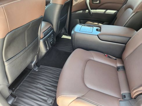 Used 2024 INFINITI QX80 Premium Select w/ Cargo Package AWD/4WD image 32