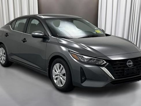 Certified 2024 Nissan Sentra S FWD image 3