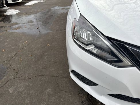 Used 2019 Nissan Sentra SV image 10