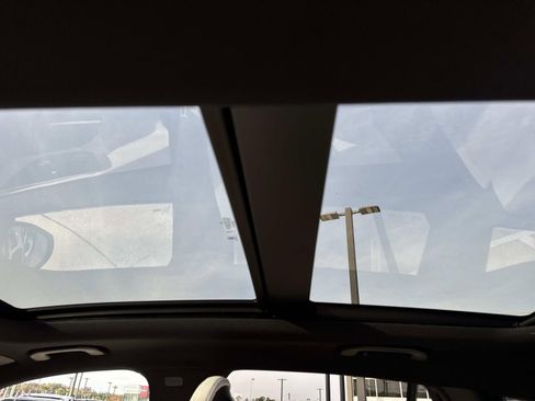 New 2026 Mercedes-Benz GLC 300 image 7