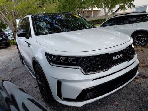 Used 2023 Kia Sorento SX FWD image 2