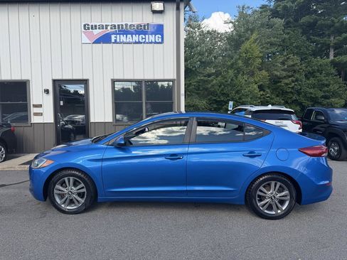 Used 2017 Hyundai Elantra SE w/ SE A/T Tech Package 03 FWD image 7