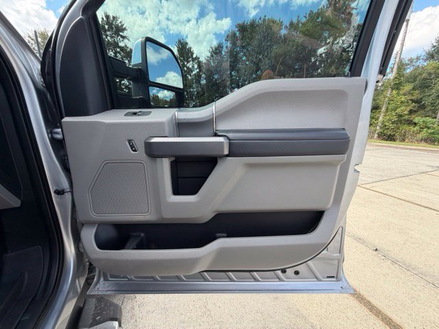 Used 2021 Ford F250 XLT w/ XLT Premium Package AWD/4WD image 30