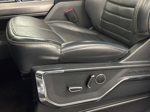 Used 2023 Ford F150 Platinum image 16