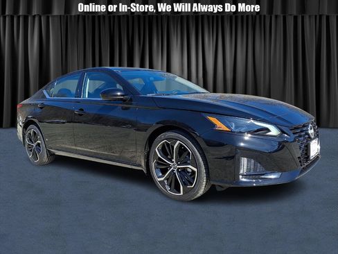 New 2026 Nissan Altima 2.5 SR AWD/4WD image 1