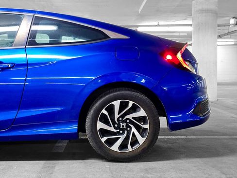 Used 2017 Honda Civic LX image 16