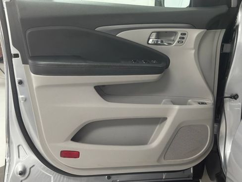 Used 2021 Honda Pilot EX-L image 17