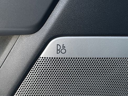 Used 2022 Ford F150 Lariat w/ Equipment Group 502A High image 22