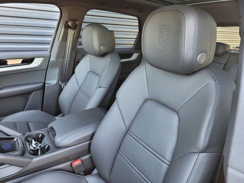 New 2026 Porsche Cayenne AWD/4WD image 5