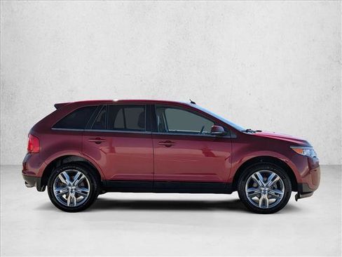 Used 2014 Ford Edge Limited w/ Equipment Group 302A FWD image 4