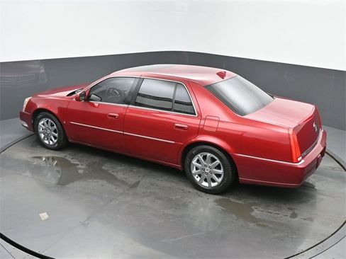 Used 2009 Cadillac DTS image 39
