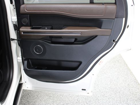Used 2020 Ford Expedition King Ranch w/ Cargo Package RWD image 38