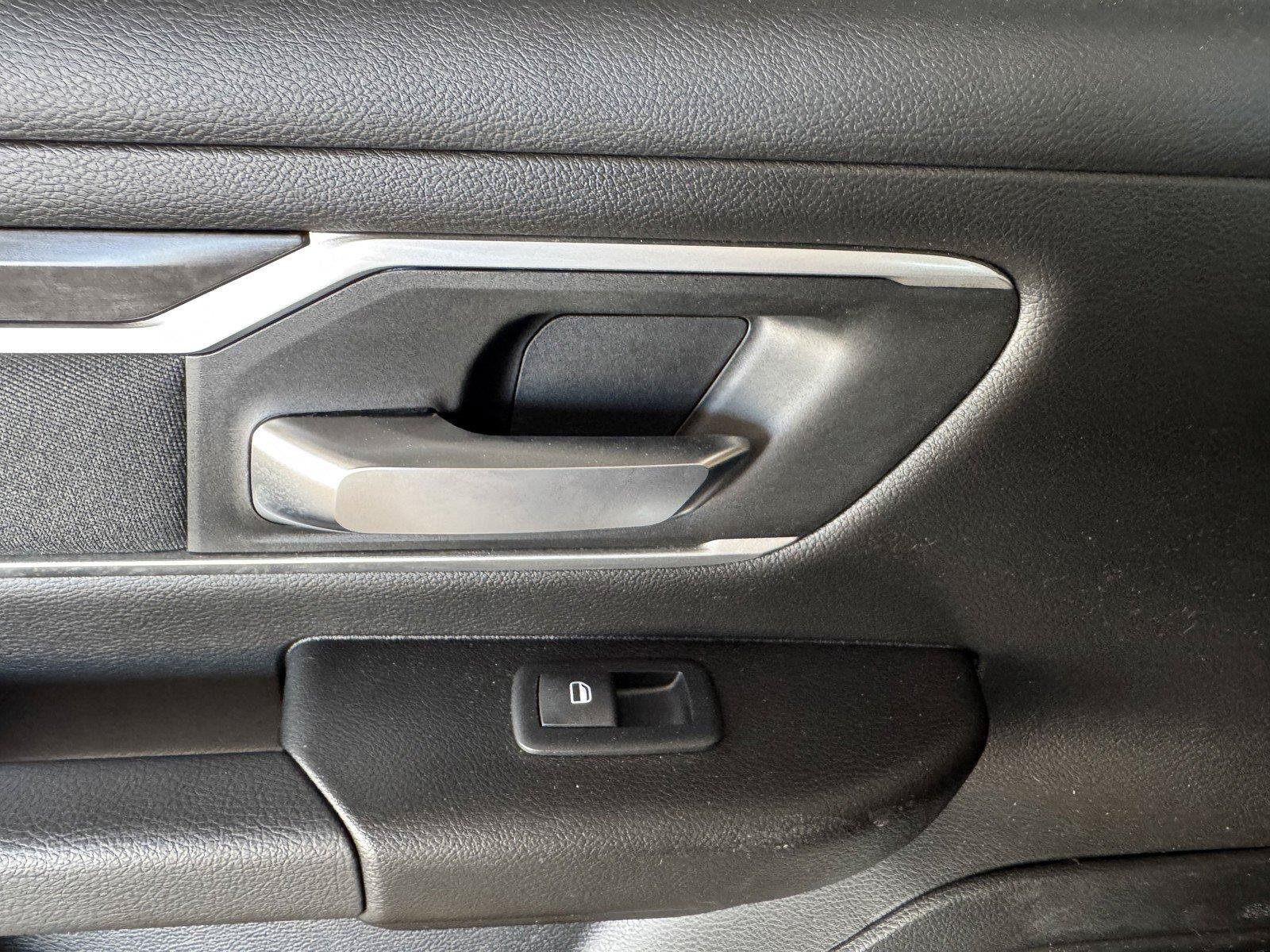 Used 2023 RAM 1500 Big Horn AWD/4WD image 27