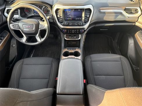 Used 2023 GMC Acadia SLE w/ Driver Convenience Package image 12