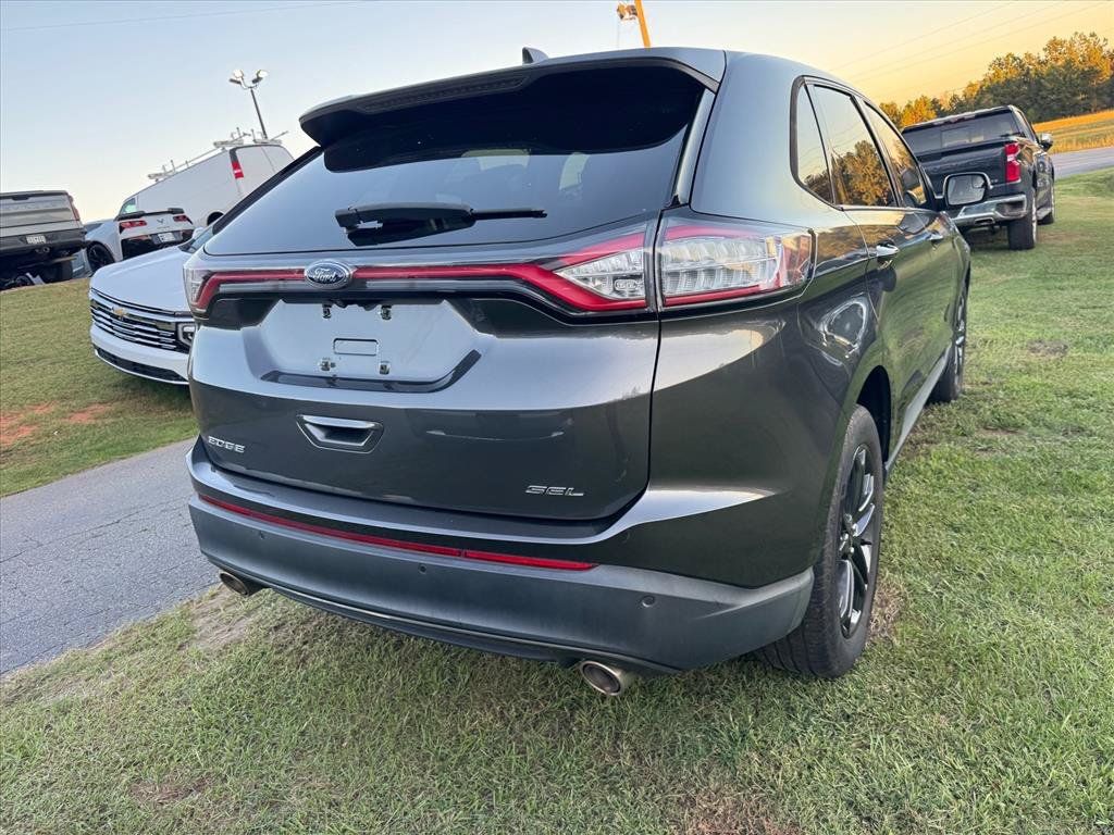 Used 2018 Ford Edge SEL w/ Equipment Group 201A FWD image 4