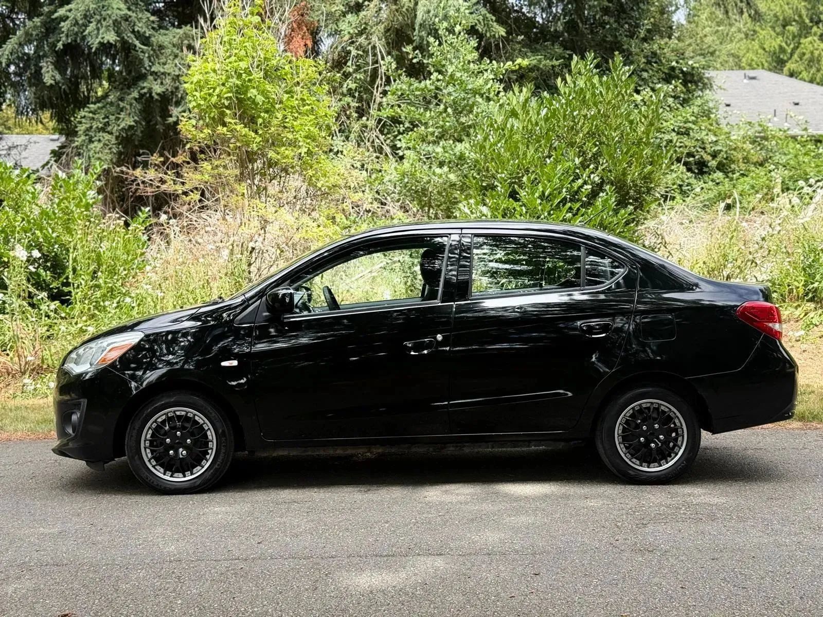 Used 2018 Mitsubishi Mirage G4 ES FWD image 2
