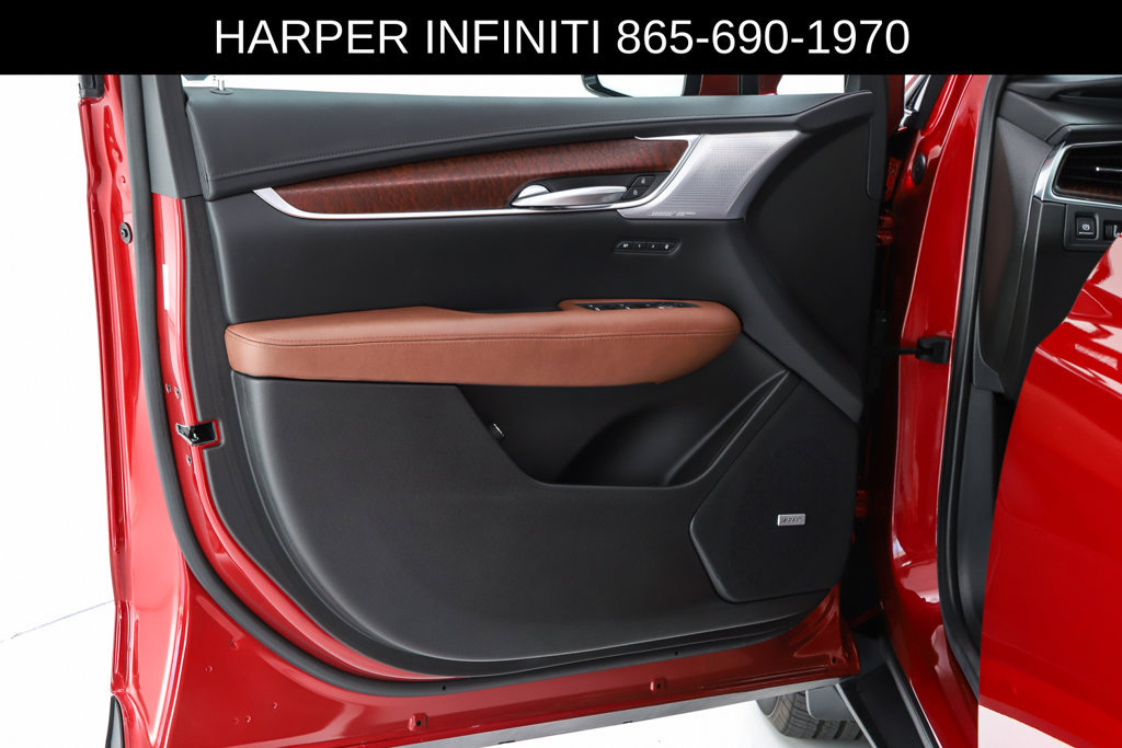 Used 2025 Cadillac XT5 Sportv w/ Technology Package AWD/4WD image 19