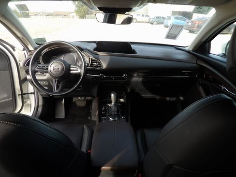 Used 2021 MAZDA CX-30 AWD 2.5 S w/ Premium Package image 12