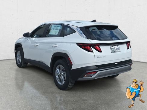 New 2026 Hyundai Tucson SE image 7