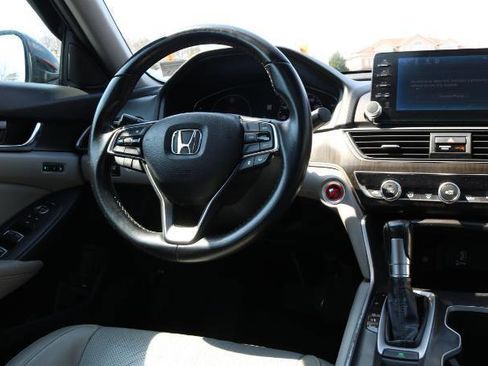 Used 2018 Honda Accord EX-L image 19
