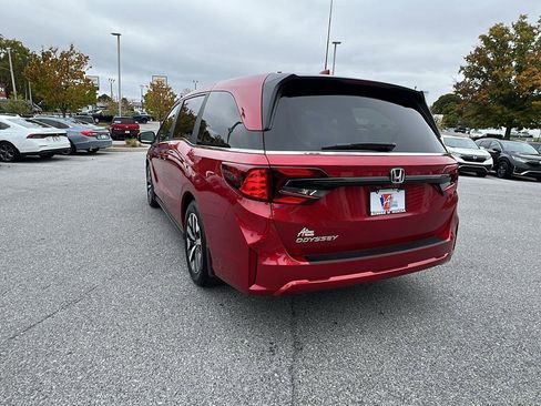 New 2026 Honda Odyssey EX-L image 6