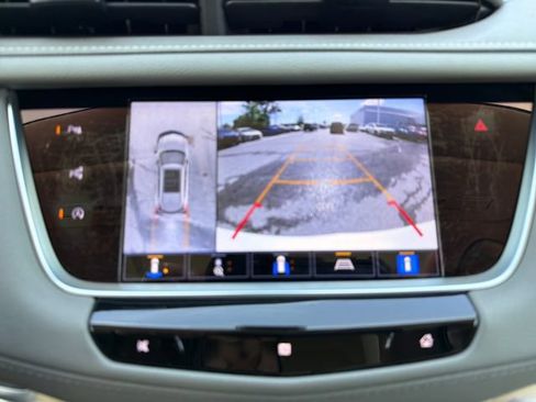 Used 2021 Cadillac XT5 Premium Luxury FWD image 13