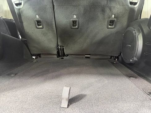 Used 2023 Jeep Wrangler Unlimited Rubicon w/ Safety Group AWD/4WD image 19